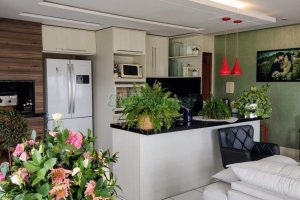 Apto/Cobertura com 180m², 3 dormitórios, 2 vagas, no bairro Kayser em Caxias do Sul para Alugar