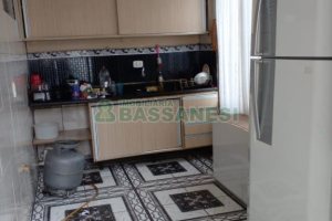 Casa com 140m², 4 dormitórios, 2 vagas, no bairro Petrópolis em Caxias do Sul para Comprar