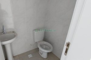 Sala com 55m², no bairro Desvio Rizzo em Caxias do Sul para Alugar