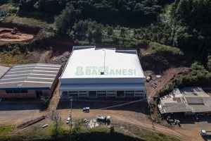 Pavilhão com 4300m², no bairro Jardim das Hortências em Caxias do Sul para Alugar