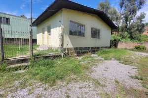 Casa com 63m², 3 dormitórios, 1 vaga, no bairro Cruzeiro em Caxias do Sul para Comprar