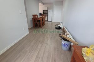 Apartamento com 70m², 3 dormitórios, 1 vaga, no bairro Santa Catarina em Caxias do Sul para Alugar