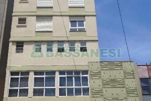 Apartamento com 30m², 1 dormitório, no bairro Centro em Caxias do Sul para Alugar