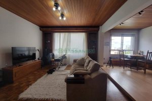 Apartamento com 99m², 2 dormitórios, 1 vaga, no bairro Centro em Caxias do Sul para Comprar