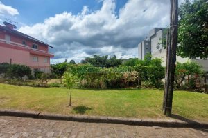 Terreno com 360m², no bairro Desvio Rizzo em Caxias do Sul para Comprar