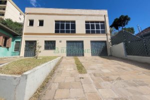 Pavilhão com 262m², 2 vagas, no bairro Planalto em Caxias do Sul para Alugar