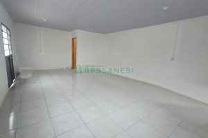 Loja com 55m², no bairro São Leopoldo em Caxias do Sul para Alugar