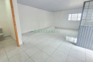 Loja com 55m², no bairro São Leopoldo em Caxias do Sul para Alugar