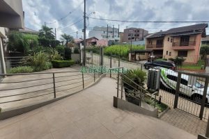 Apartamento com 58m², 2 dormitórios, 1 vaga, no bairro Santa Lúcia em Caxias do Sul para Alugar