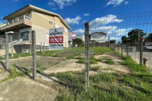 Terreno com 360m², no bairro Nossa Senhora de Fátima em Caxias do Sul para Comprar