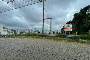 Terreno com 1050m², no bairro Jardim América em Caxias do Sul para Comprar