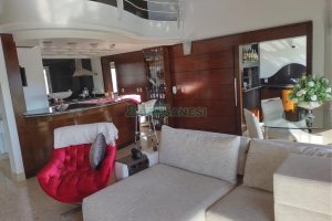 Apartamento com 245m², 3 dormitórios, 2 vagas, no bairro Centro em Caxias do Sul para Alugar ou Comprar