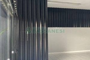 Loja com 192m², no bairro São Pelegrino em Caxias do Sul para Alugar