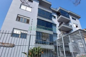 Apto Mobiliado com 80m², 2 dormitórios, 1 vaga, no bairro Sagrada Família em Caxias do Sul para Alugar