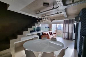 Apto Mobiliado com 84m², 1 dormitório, 2 vagas, no bairro Centro em Caxias do Sul para Alugar