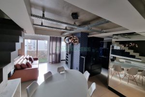 Apto Mobiliado com 84m², 1 dormitório, 2 vagas, no bairro Centro em Caxias do Sul para Alugar