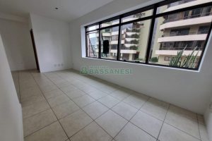 Sala com 50m², no bairro Centro em Caxias do Sul para Alugar