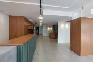 Loja com 220m², no bairro Villagio Iguatemi em Caxias do Sul para Alugar