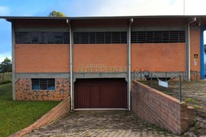 Terreno com 837m², no bairro Forqueta em Caxias do Sul para Comprar