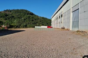 Pavilhão com 4600m², no bairro Jardim das Hortências em Caxias do Sul para Alugar