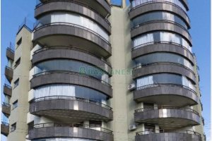 Apartamento com 260m², 3 dormitórios, 2 vagas, no bairro Rio Branco em Caxias do Sul para Comprar