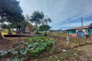 Terreno com 320m², no bairro Forqueta em Caxias do Sul para Comprar