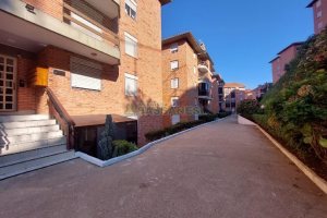 Apto Mobiliado com 65m², 2 dormitórios, no bairro Interlagos em Caxias do Sul para Alugar