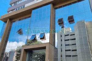 Sala com 49m², 1 vaga, no bairro Panazzolo em Caxias do Sul para Comprar