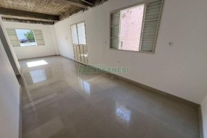 Sala com 386m², no bairro Centro em Caxias do Sul para Alugar ou Comprar