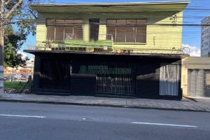 Loja com 150m², no bairro Lourdes em Caxias do Sul para Alugar