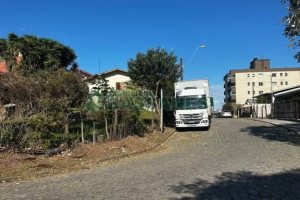 Terreno com 1560m², no bairro Rio Branco em Caxias do Sul para Comprar