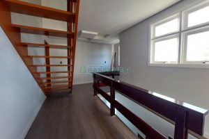 Casa com 148m², 2 dormitórios, 1 vaga, no bairro São Ciro em Caxias do Sul para Alugar