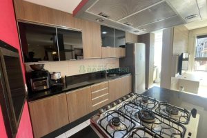 Apartamento com 93m², 3 dormitórios, 2 vagas, no bairro Nossa Senhora da Saúde em Caxias do Sul para Comprar