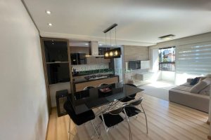 Apartamento com 93m², 3 dormitórios, 2 vagas, no bairro Nossa Senhora da Saúde em Caxias do Sul para Comprar