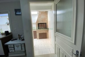Sobrado com 127m², 3 dormitórios, 1 vaga, no bairro Santa Catarina em Caxias do Sul para Comprar