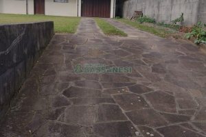 Terreno com 360m², no bairro Serrano em Caxias do Sul para Comprar