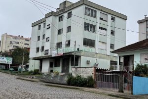 Apto Mobiliado com 136m², 3 dormitórios, 1 vaga, no bairro Exposição em Caxias do Sul para Comprar