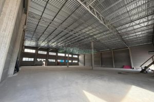Pavilhão com 1347m², no bairro Desvio Rizzo em Caxias do Sul para Alugar