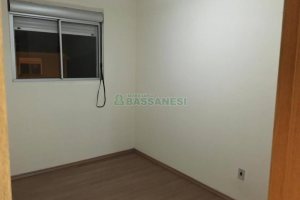 Apartamento com 43m², 2 dormitórios, 1 vaga, no bairro Rosario em Caxias do Sul para Comprar