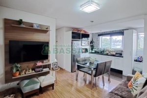 Apartamento com 70m², 2 dormitórios, 2 vagas, no bairro Ana Rech em Caxias do Sul para Comprar