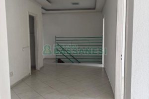 Sala com 103m², no bairro Centro em Caxias do Sul para Alugar
