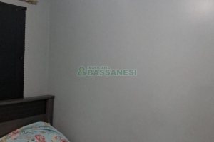 Sobrado com 45m², 2 dormitórios, 1 vaga, no bairro Colina do Sol em Caxias do Sul para Comprar