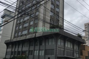 Sala com 33m², no bairro Centro em Caxias do Sul para Comprar