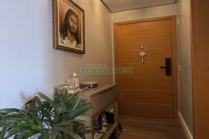 Apto Mobiliado com 97m², 2 dormitórios, 2 vagas, no bairro Jardim América em Caxias do Sul para Comprar