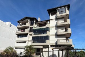 Apartamento com 225m², 3 dormitórios, 3 vagas, no bairro Rio Branco em Caxias do Sul para Comprar