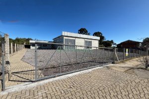 Pavilhão com 473m², no bairro Ana Rech em Caxias do Sul para Alugar