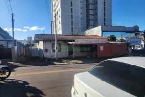 Casa com 588m², no bairro Sagrada Família em Caxias do Sul para Comprar