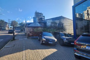 Casa com 588m², no bairro Sagrada Família em Caxias do Sul para Comprar