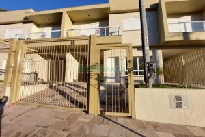 Sobrado com 130m², 3 dormitórios, 2 vagas, no bairro São Luiz em Caxias do Sul para Comprar