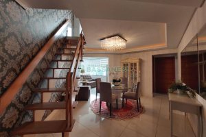 Apto Mobiliado com 200m², 4 dormitórios, 4 vagas, no bairro São Pelegrino em Caxias do Sul para Comprar